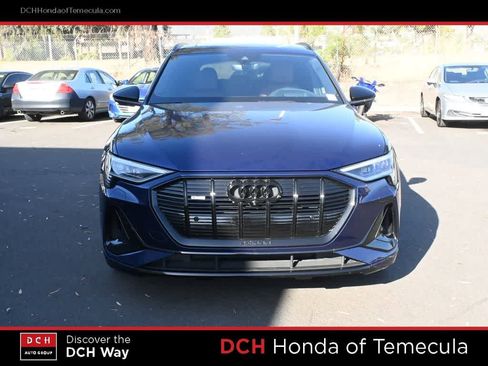 Used 2022 Audi e-tron Chronos AWD/4WD image 2
