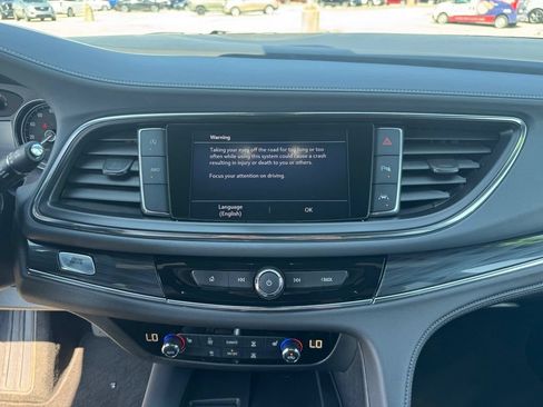 Used 2023 Buick Enclave Essence w/ Experience Buick Package AWD/4WD image 20