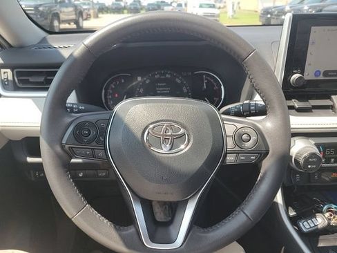 Certified 2025 Toyota RAV4 XLE w/ Convenience Package AWD/4WD image 17