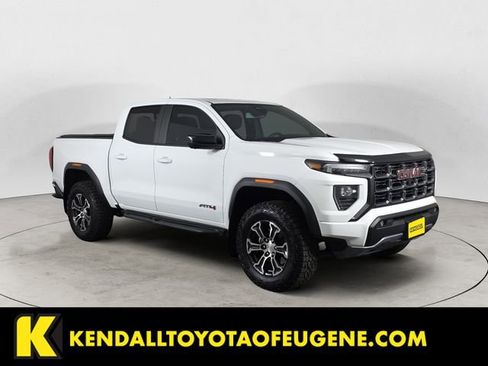 Used 2024 GMC Canyon AT4 w/ AT4 Premium Package image 7