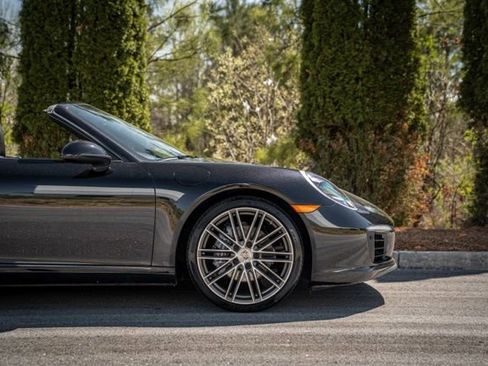 Used 2019 Porsche 911 Carrera image 13