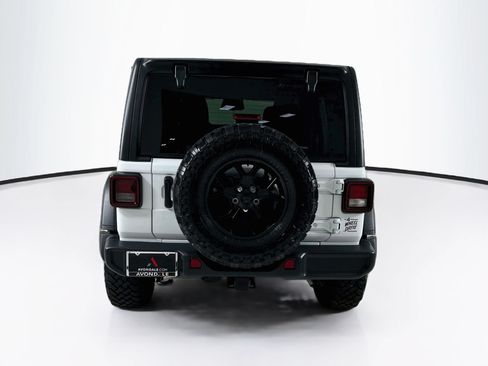Used 2026 Jeep Wrangler Unlimited Sport AWD/4WD image 7