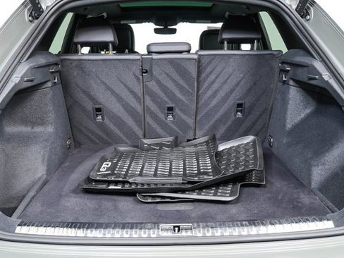 Used 2022 Audi Q3 2.0T Premium w/ Convenience Package image 25