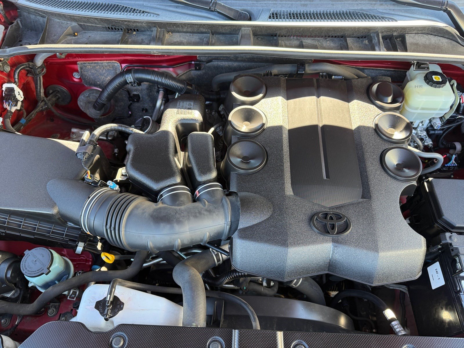 Used 2021 Toyota 4Runner SR5 AWD/4WD image 21