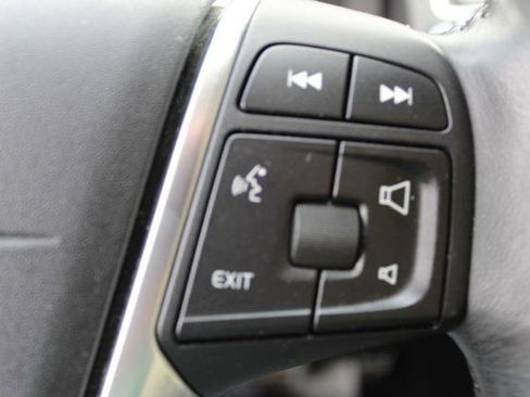 Used 2012 Volvo XC60 T6 R-Design image 20