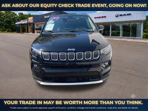 Used 2022 Jeep Compass Limited AWD/4WD image 2