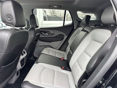 Used 2018 GMC Terrain SLT w/ Preferred Package image 9