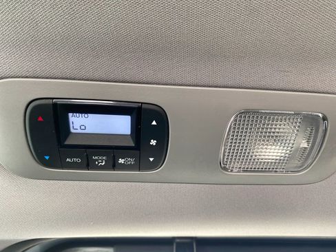 Used 2018 Honda Odyssey EX-L image 24