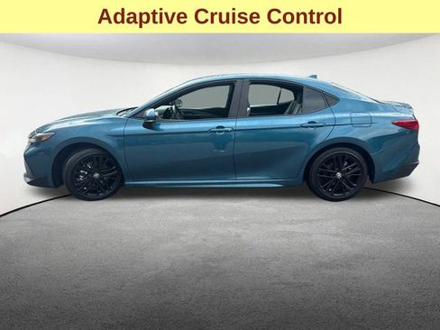 Certified 2025 Toyota Camry SE w/ Convenience Package image 8