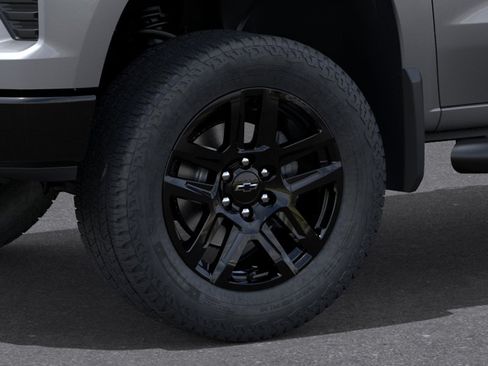 New 2026 Chevrolet Silverado 1500 Custom Trail Boss w/ LPO, Dark Essentials Package AWD/4WD image 9