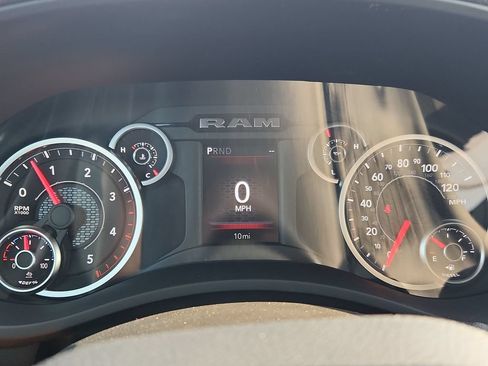 New 2026 RAM 3500 Big Horn AWD/4WD image 14