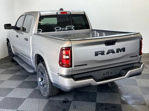 Used 2025 RAM 1500 Big Horn AWD/4WD image 9
