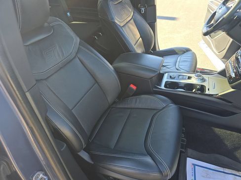 Used 2021 Ford Explorer ST w/ Equipment Group 401A AWD/4WD image 26