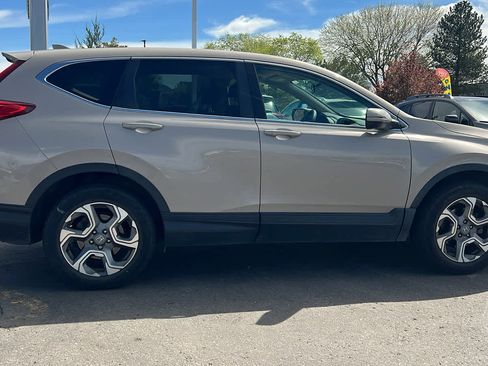 Used 2017 Honda CR-V EX image 4