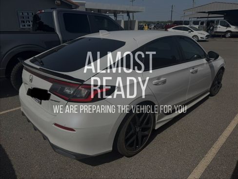 Used 2024 Honda Civic Sport image 4