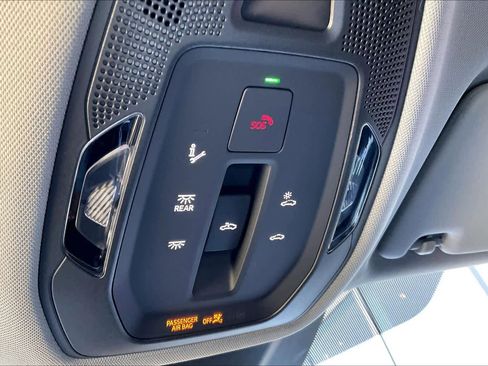 Certified 2025 Audi Q5 Premium w/ Convenience Package image 33