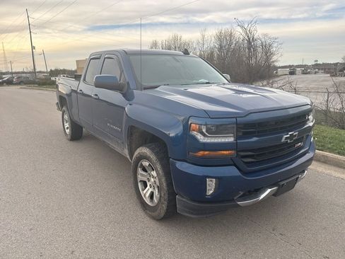 Used 2017 Chevrolet Silverado 1500 LT w/ All Star Edition image 2