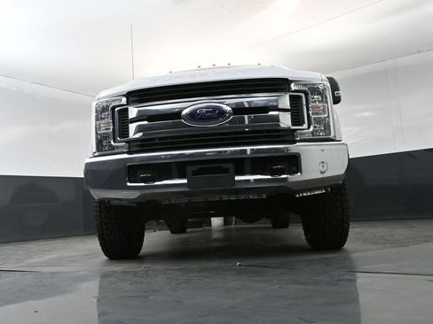 Used 2019 Ford F250 XL w/ STX Appearance Package AWD/4WD image 17