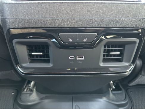 New 2025 GMC Sierra 2500 AT4 w/ AT4 Premium Plus Package image 27