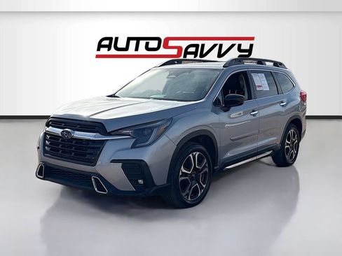 Used 2024 Subaru Ascent Touring AWD/4WD image 3