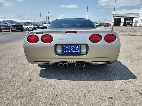 Used 1999 Chevrolet Corvette Coupe w/ Lighting Pkg RWD image 6