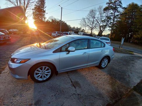 Used 2012 Honda Civic EX-L image 2