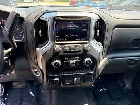 Used 2021 Chevrolet Silverado 1500 RST AWD/4WD image 23
