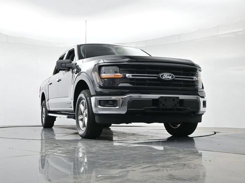 Certified 2024 Ford F150 XLT w/ Mobile Office Package AWD/4WD image 32