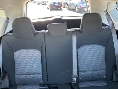 Used 2025 Kia Soul LX w/ LX Technology Package FWD image 38