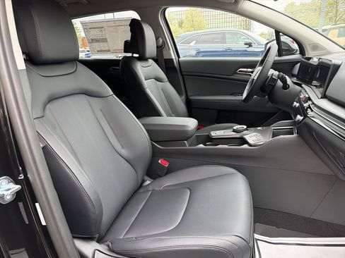 New 2026 Kia Sportage EX AWD/4WD image 11