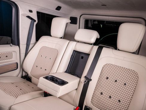 Used 2026 Mercedes-Benz G 63 AMG 4MATIC image 30