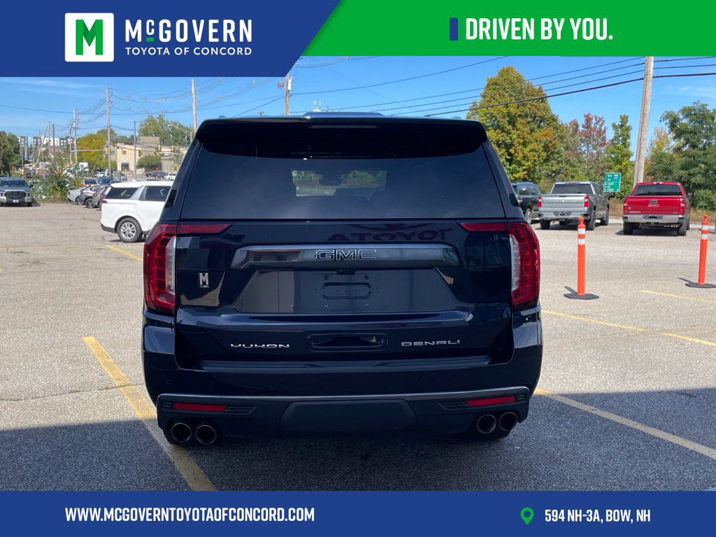 Used 2023 GMC Yukon XL Denali Ultimate AWD/4WD image 4