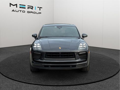 Used 2022 Porsche Macan S AWD/4WD image 3