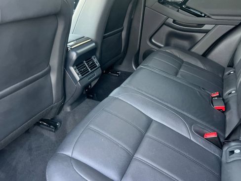 Used 2026 Land Rover Range Rover Evoque S image 29