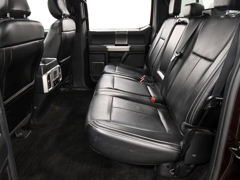 Used 2018 Ford F150 Lariat w/ Equipment Group 502A Luxury AWD/4WD image 15
