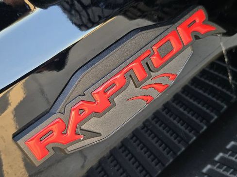 Used 2025 Ford Bronco Raptor AWD/4WD image 9