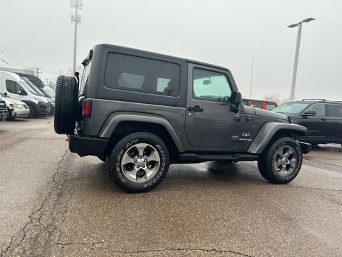 Certified 2018 Jeep Wrangler Sahara w/ Connectivity Group image 19