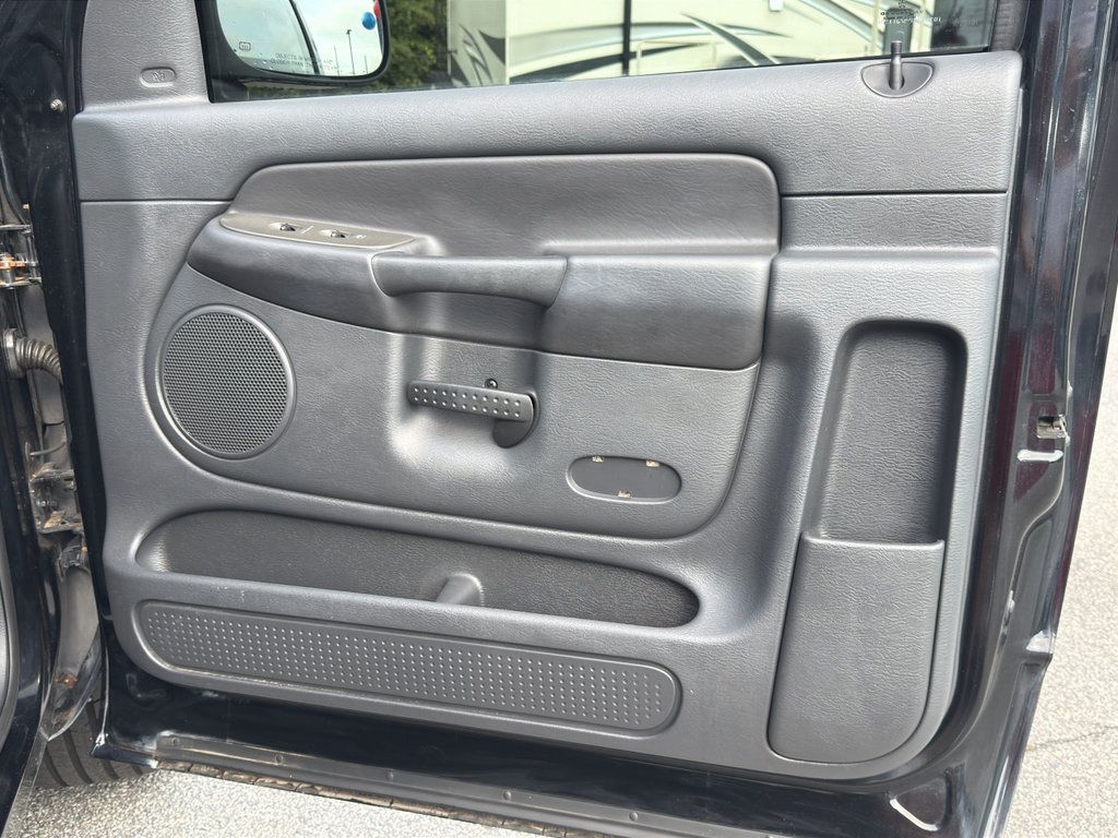 Used 2004 Dodge Ram 1500 Truck SLT w/ Sport Appearance Group RWD image 23