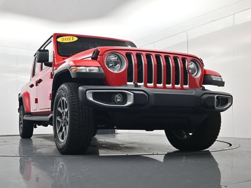 Used 2021 Jeep Gladiator Overland w/ Popular Equipment Package AWD/4WD image 48