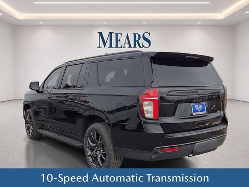 Used 2024 Chevrolet Suburban RST w/ Luxury Package AWD/4WD image 4