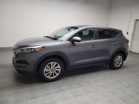 Used 2017 Hyundai Tucson SE FWD image 2