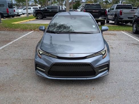 Used 2020 Toyota Corolla SE image 2