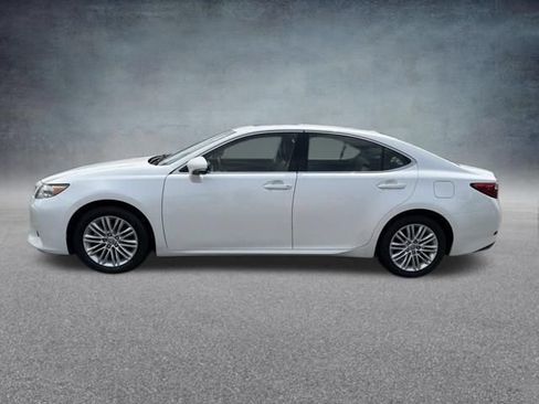 Used 2014 Lexus ES 350 w/ Luxury Package FWD image 11