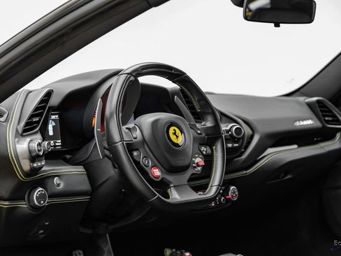 Used 2019 Ferrari 488 GTB RWD image 53