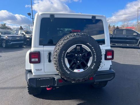 Used 2021 Jeep Wrangler Unlimited Rubicon w/ Cold Weather Group image 4