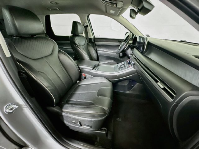 Used 2024 Hyundai Palisade SEL FWD image 30