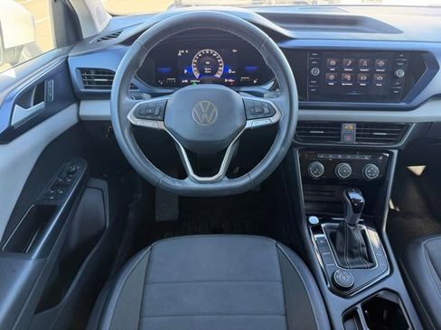 Used 2023 Volkswagen Taos SE w/ Black Wheel Package AWD/4WD image 10