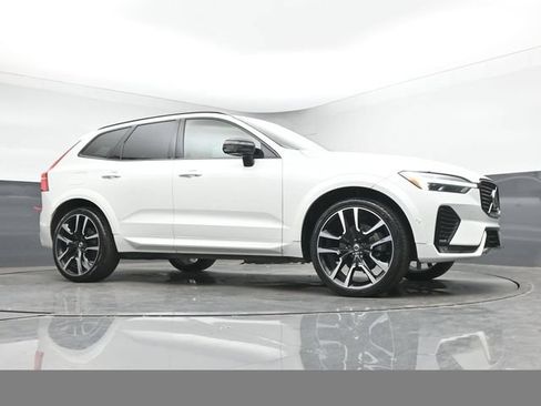 Used 2024 Volvo XC60 B5 Ultimate AWD/4WD image 50