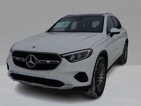 Used 2026 Mercedes-Benz GLC 300 4MATIC image 1
