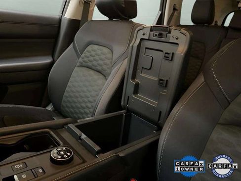 Used 2024 Nissan Pathfinder S image 59